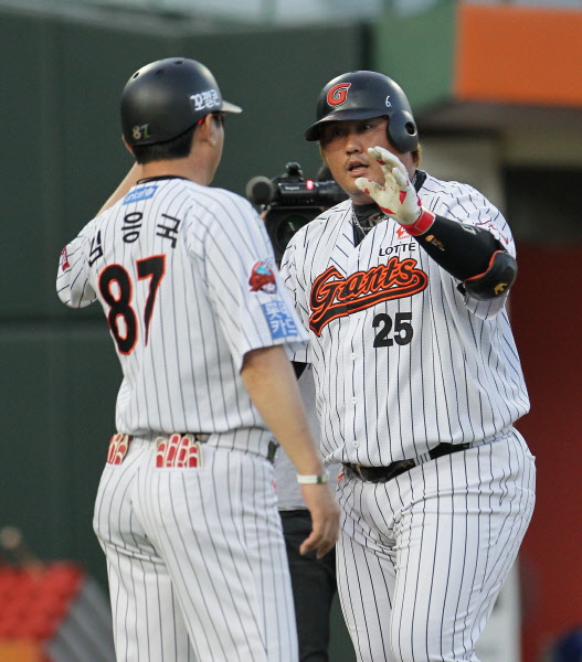 최준석의 솔로포